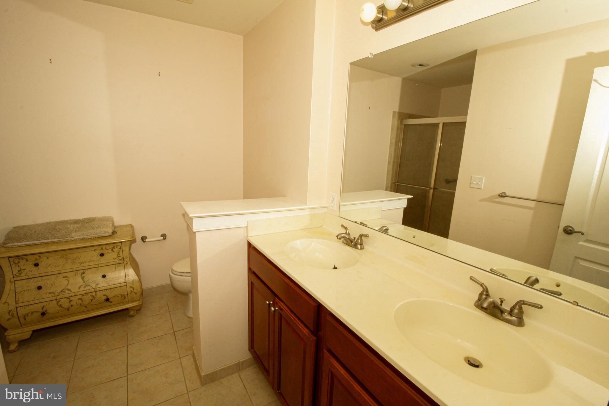1630 Welsh Road, Unit 56G Philadelphia, PA 19115 - Photo 18 of 25