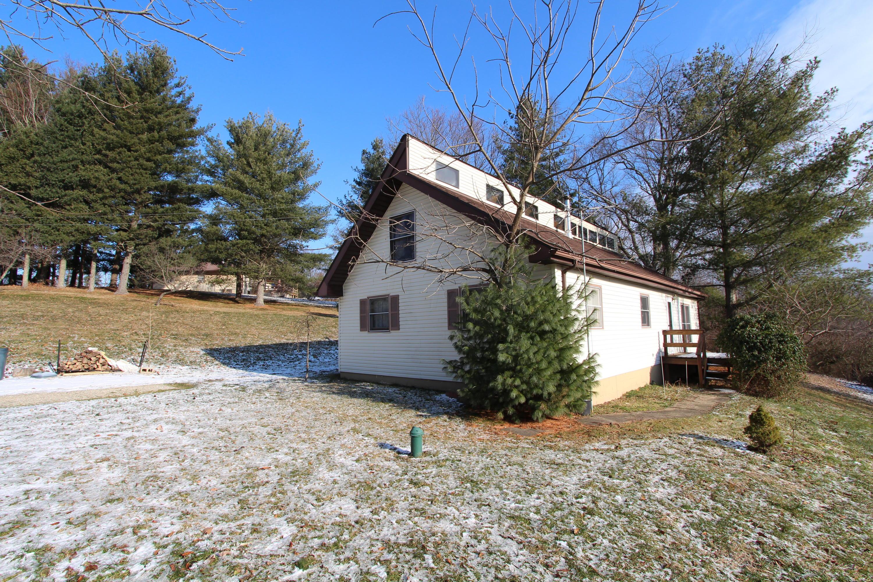 2730 Lake Road Southeast Lancaster, OH 43130 - Photo 1 of 27 Gallery Image 1