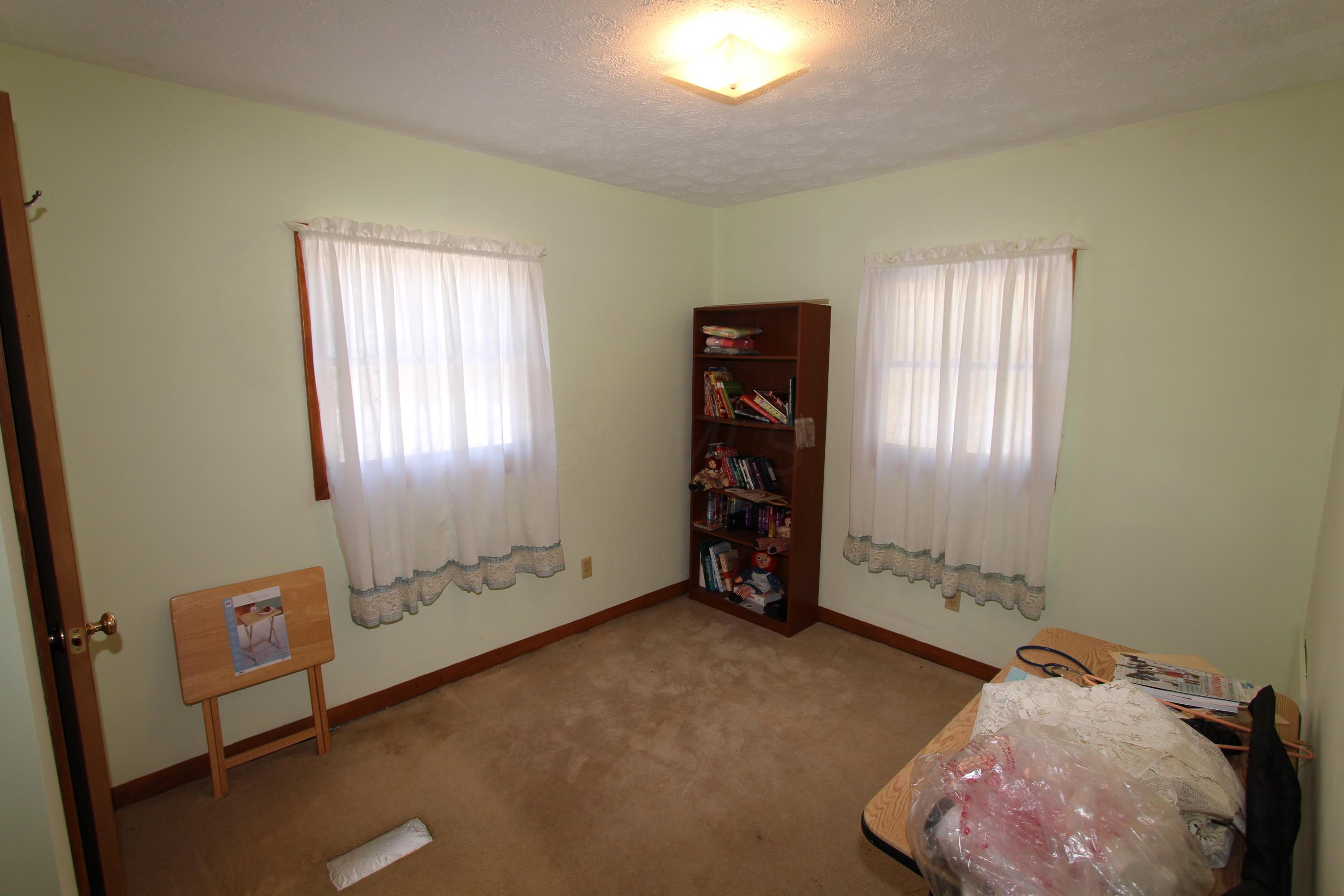2730 Lake Road Southeast Lancaster, OH 43130 - Photo 17 of 27 Gallery Image 17