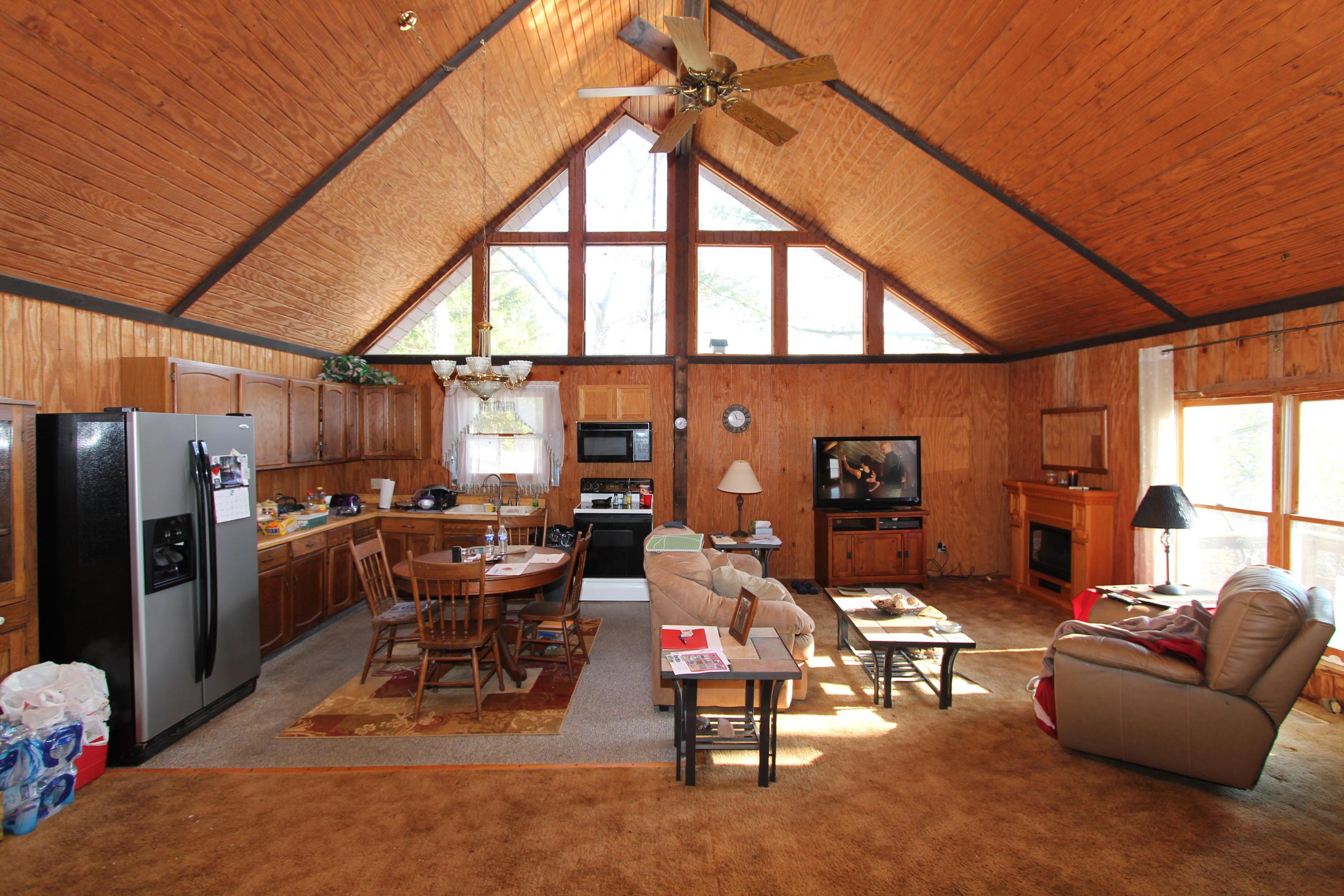 2730 Lake Road Southeast Lancaster, OH 43130 - Photo 4 of 27 Gallery Image 4