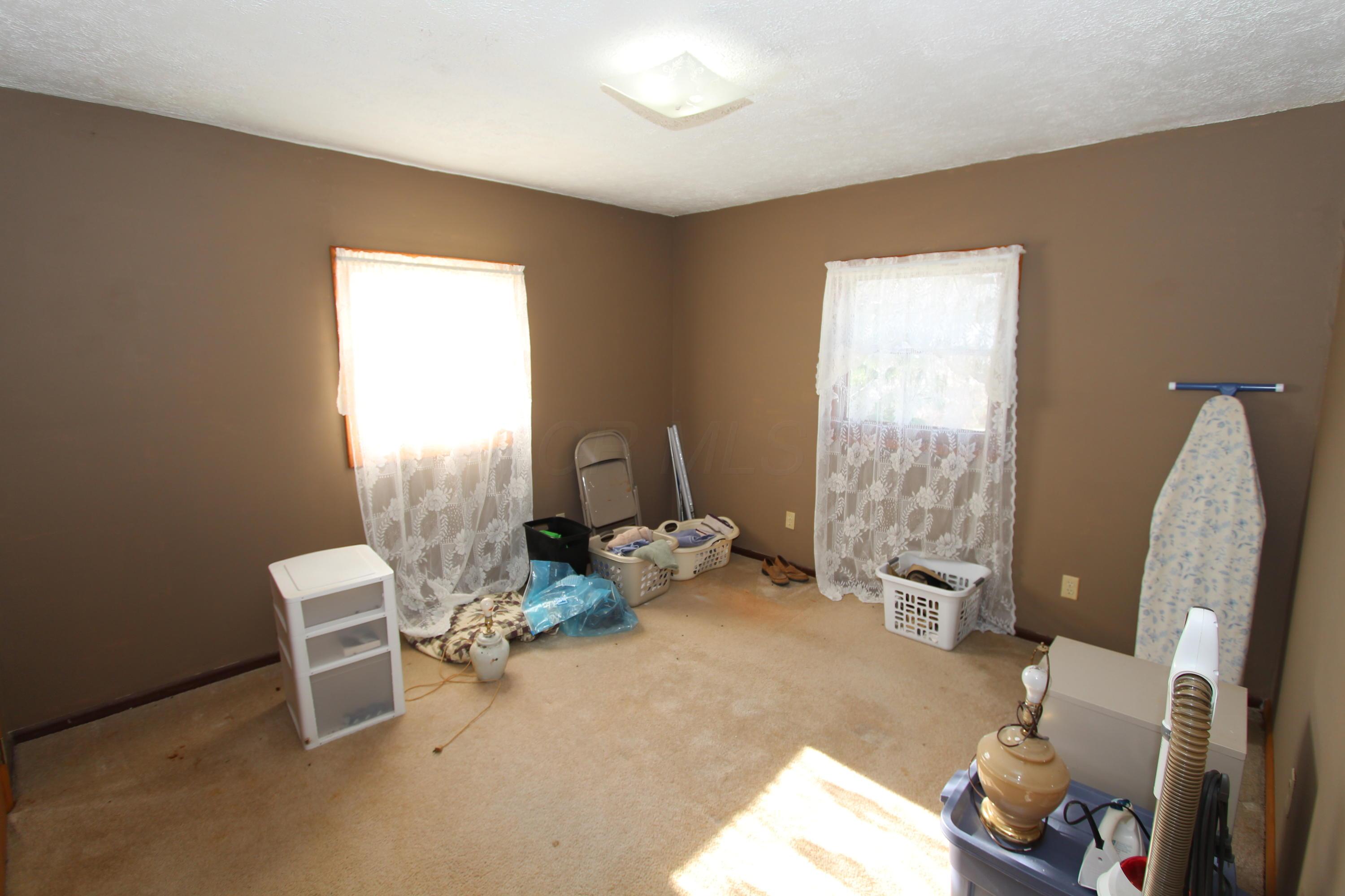 2730 Lake Road Southeast Lancaster, OH 43130 - Photo 10 of 27 Gallery Image 10