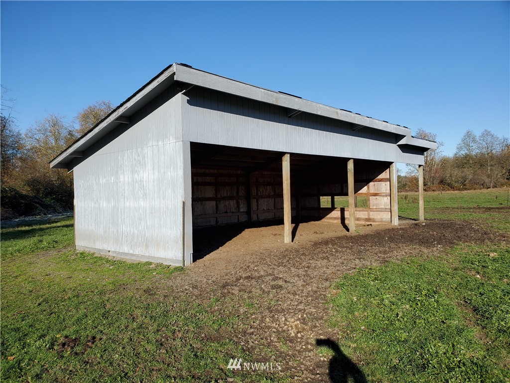 15214 Beaver Lake Road Mount Vernon, WA 98273 - Photo 15 of 28 Gallery Image 15