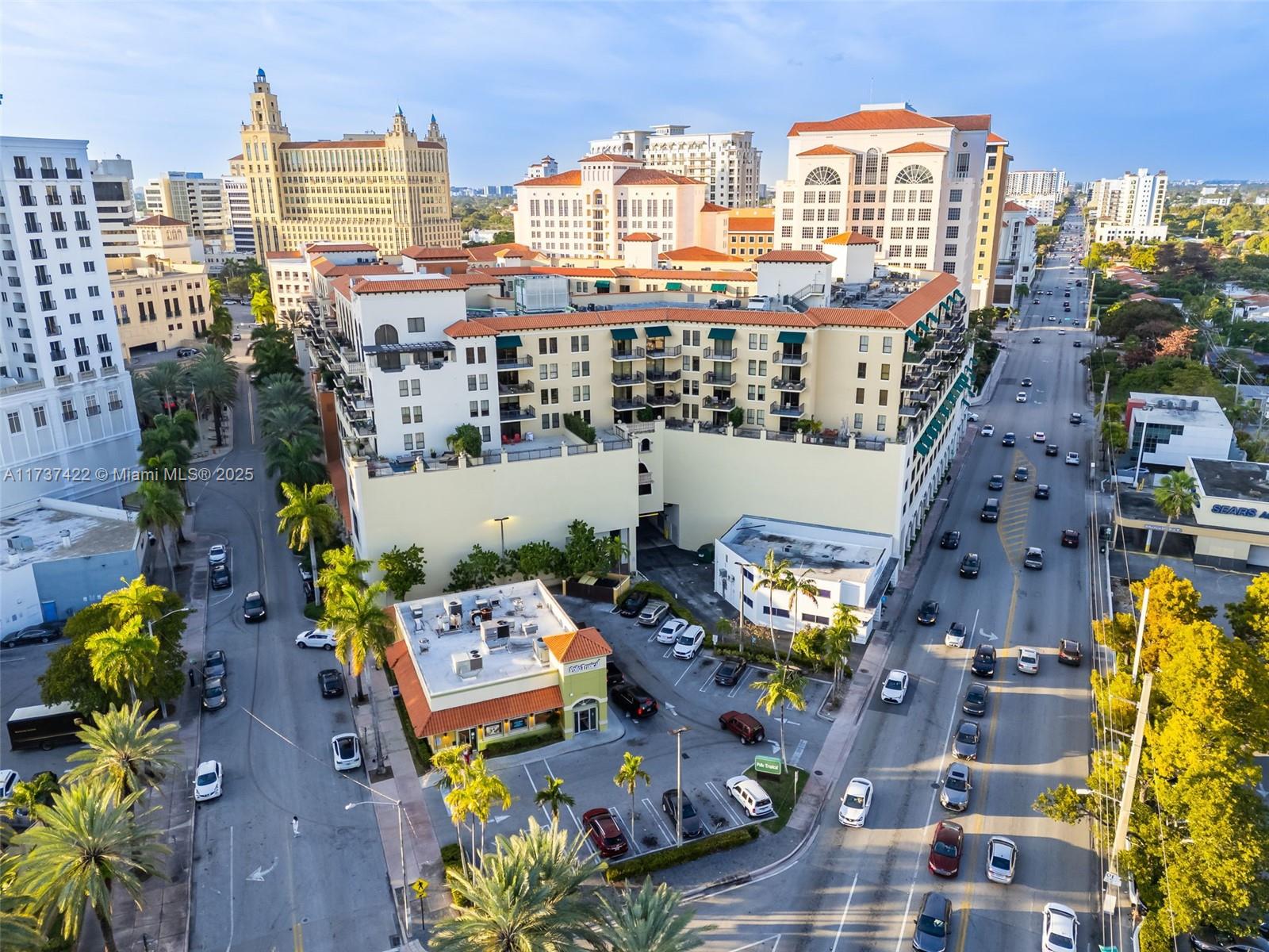 55 Merrick Way, Unit 624 Coral Gables, FL 33134 - Photo 30 of 41 a picture of city view