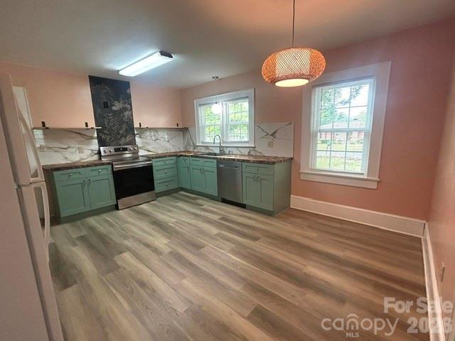 112 3rd Street Northeast Conover, NC 28613 - Photo 12 of 29