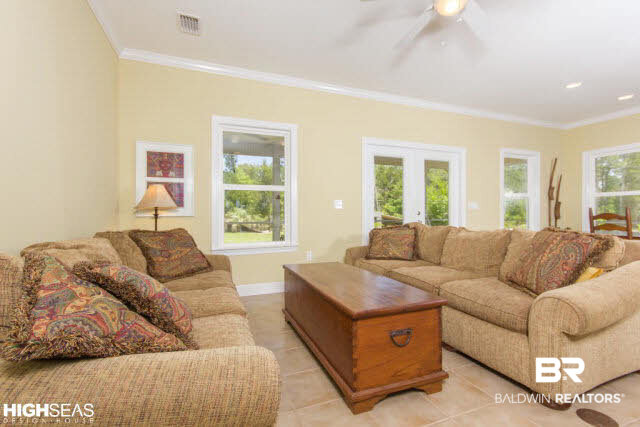 9132 Hammock Road Elberta, AL 36530 - Photo 6 of 23 Living Room