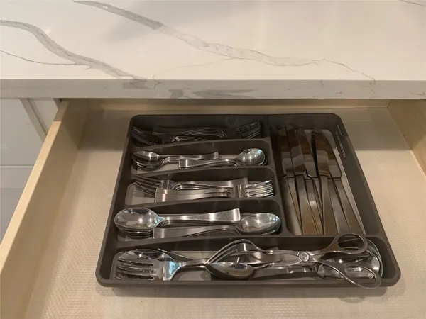 $4,500 | 2401 McClendon Street, Houston, TX 77030