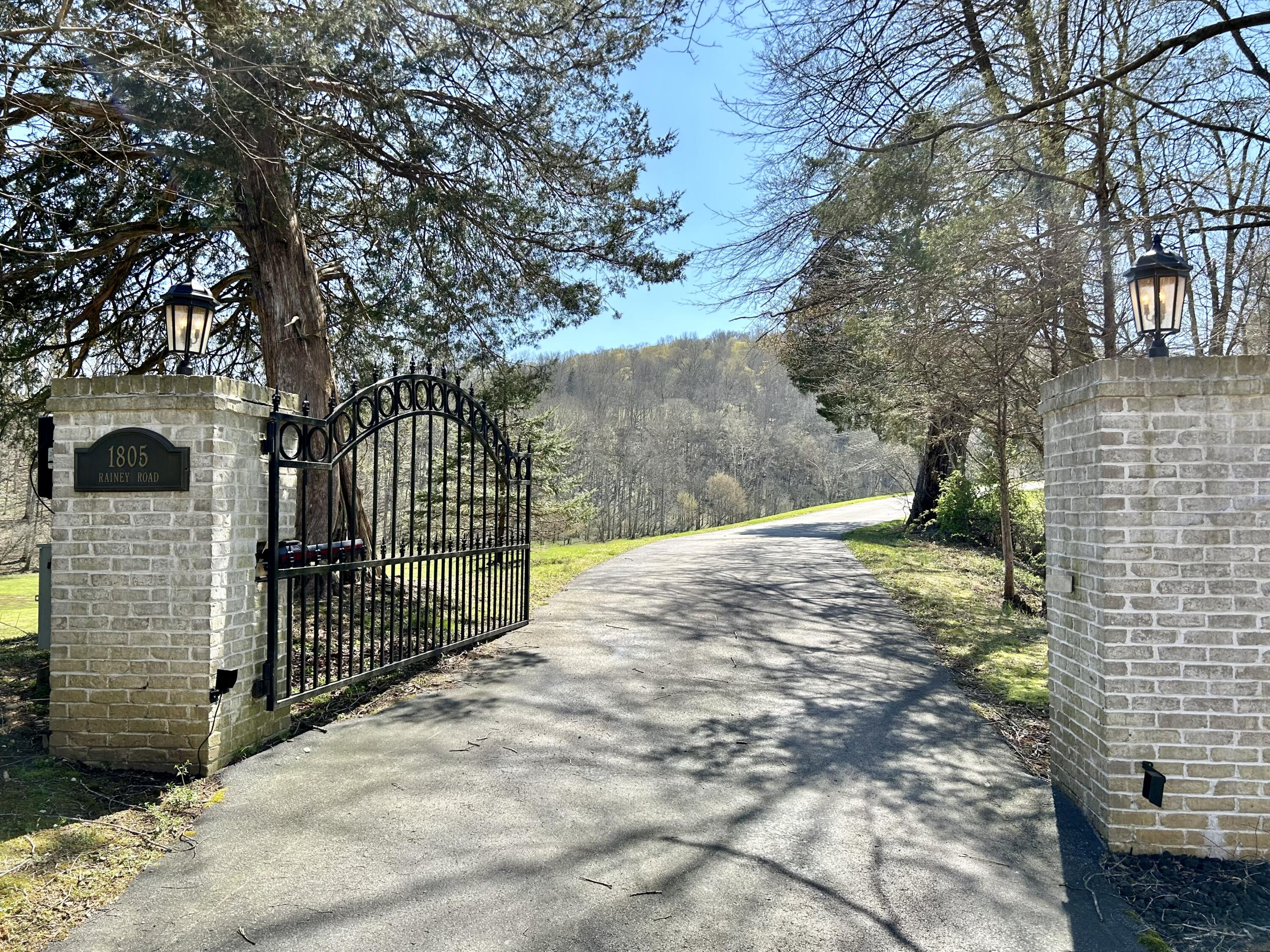 1805 Rainey Road Somerset, KY 42503 - Photo 16 of 159 IMG_E3086