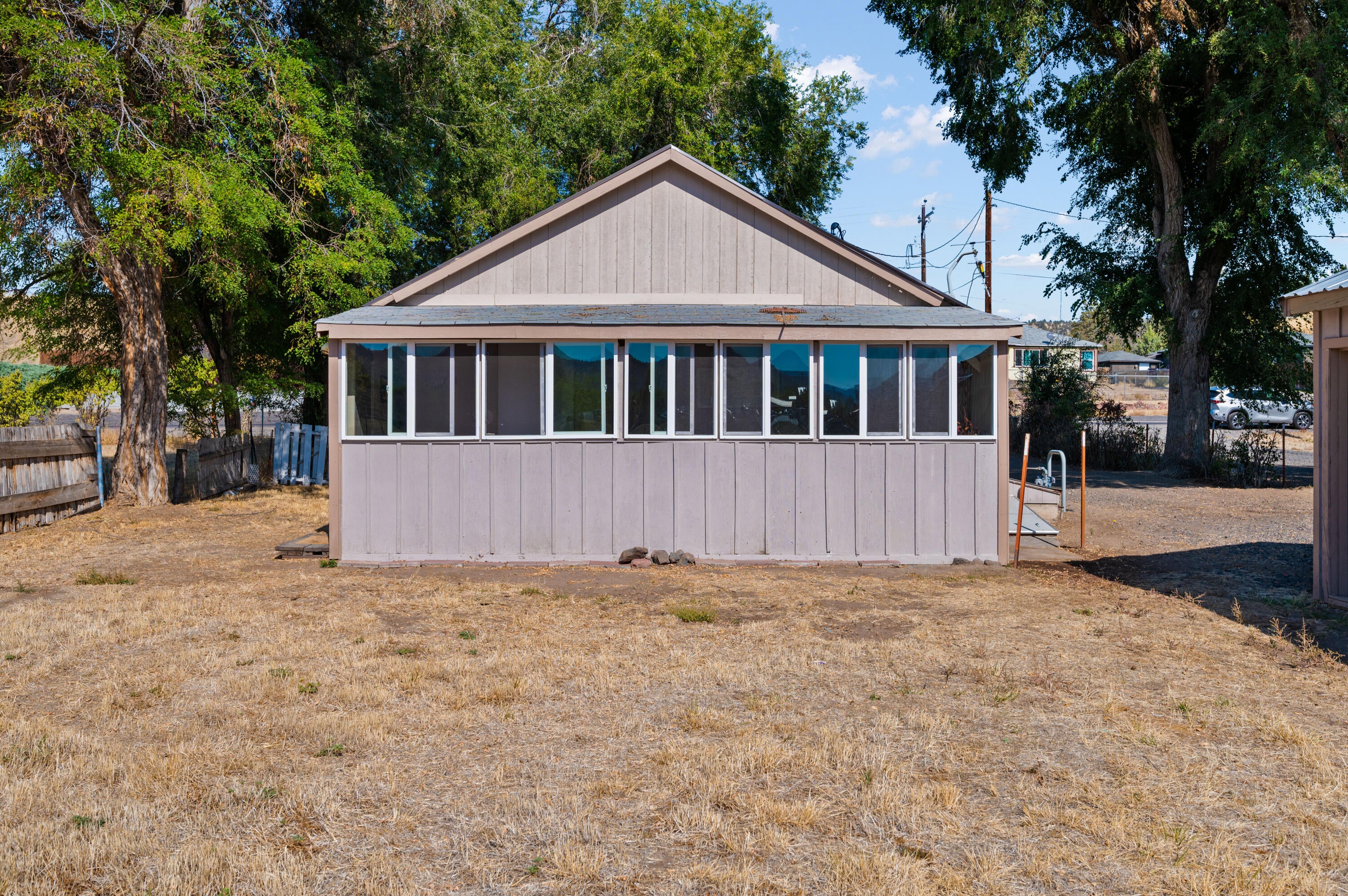 1940 Northeast Laughlin Road Prineville, OR 97754 - Photo 27 of 34 1940NELaughlin-14
