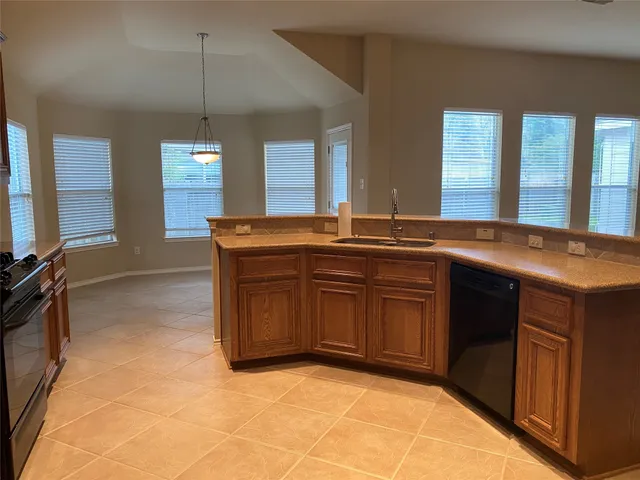 $2,600 | 28010 Brendon Trail Court, Spring, TX 77386