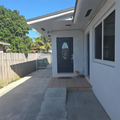 $649,900 | 7401 Southwest 21st Street, Miami, FL 33155