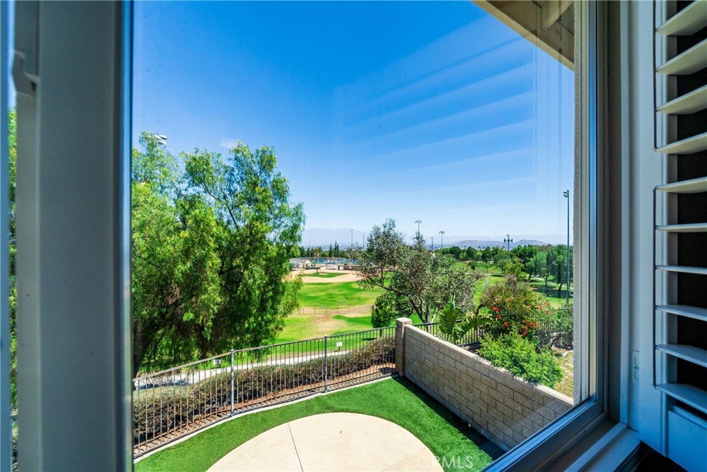 3306 Rochelle Lane Corona, CA 92882 - Photo 40 of 73