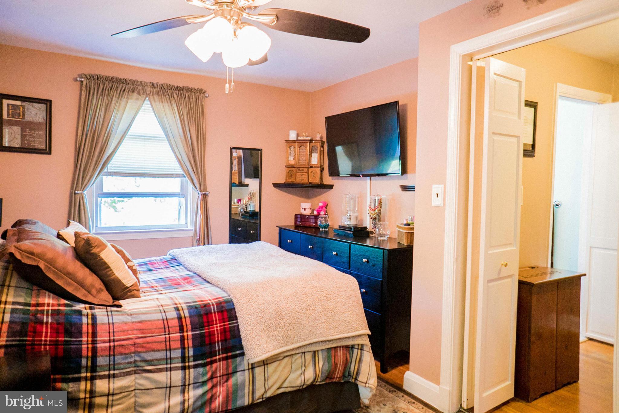 1114 Elm Road Baltimore, MD 21227 - Photo 19 of 29 Bedroom (Master)