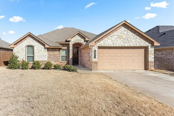 $2,100 | 9128 Parkview Circle, Tolar, TX 76476