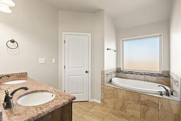 $2,100 | 9128 Parkview Circle, Tolar, TX 76476