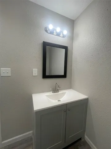 $205,000 | 618 West Peach Street, Angleton, TX 77515