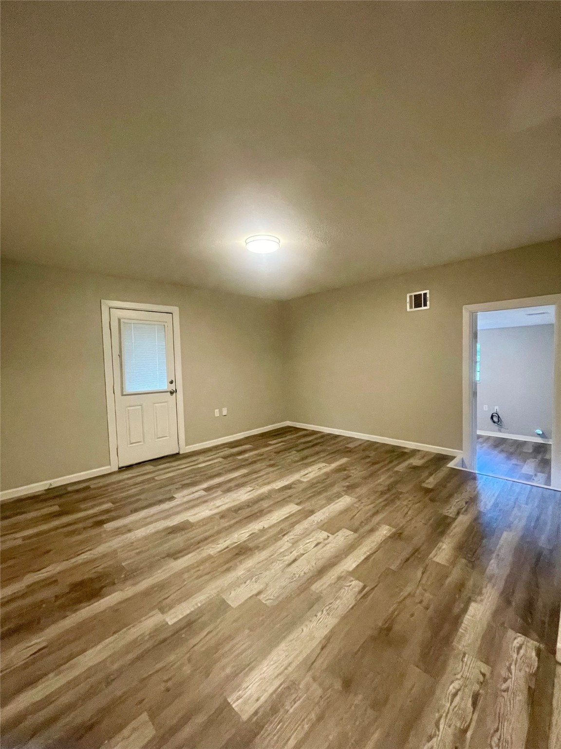 618 West Peach Street Angleton, TX 77515 - Photo 6 of 18