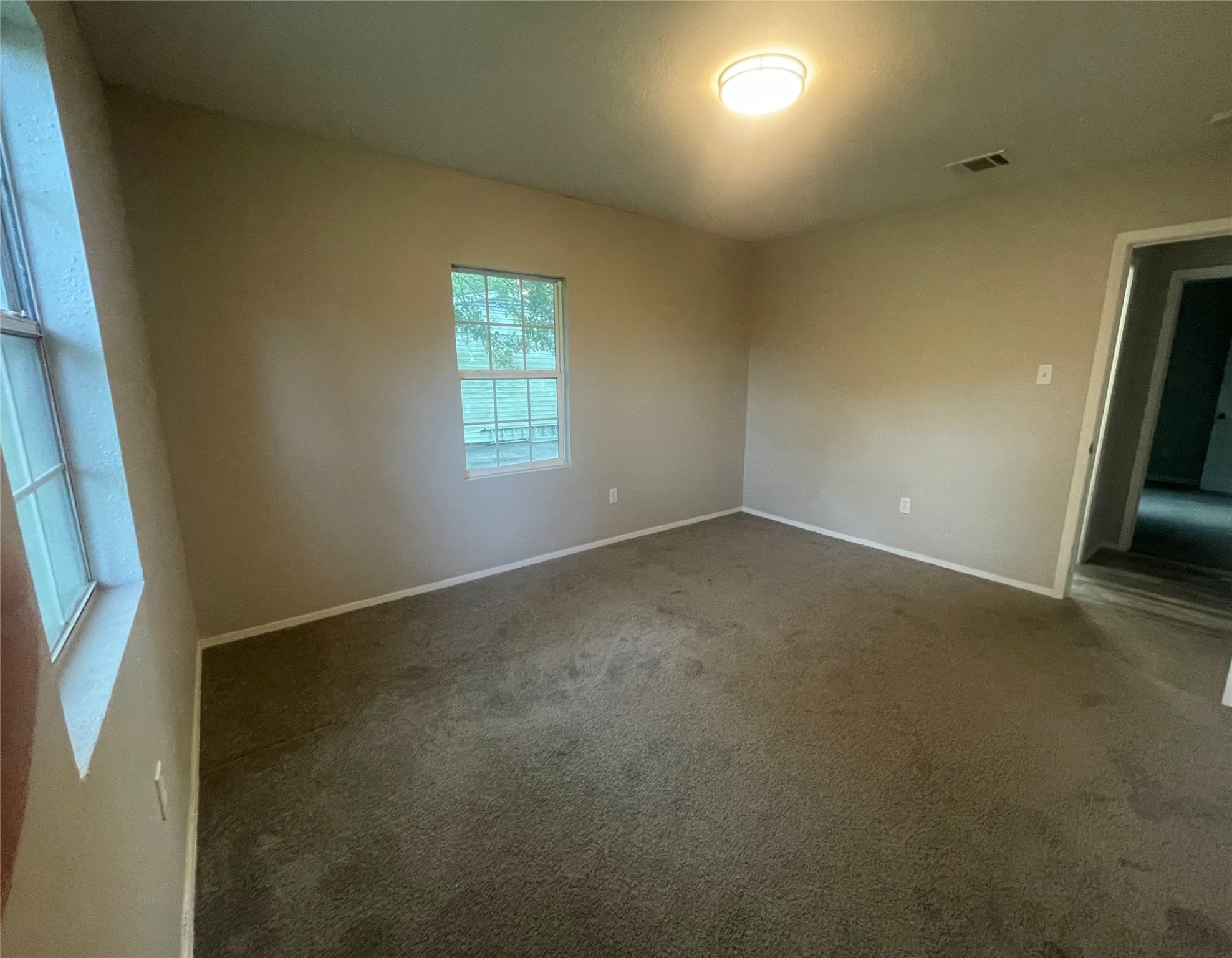 618 West Peach Street Angleton, TX 77515 - Photo 7 of 18