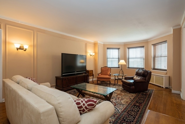 5555 North Sheridan Road, Unit 504 Chicago, IL 60640 - Photo 4 of 18