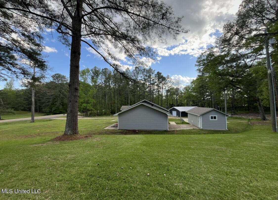 1659 Highway 471 Brandon, MS 39042 - Photo 4 of 19 IMG_6139