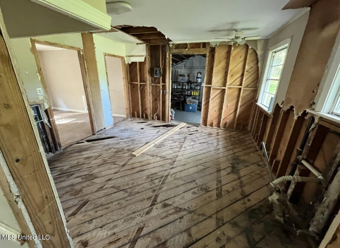 1659 Highway 471 Brandon, MS 39042 - Photo 10 of 19 IMG_6154