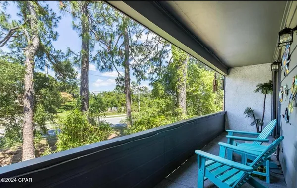 $1,800 | 7125 North Lagoon Drive, Unit C, Panama City, FL 32408