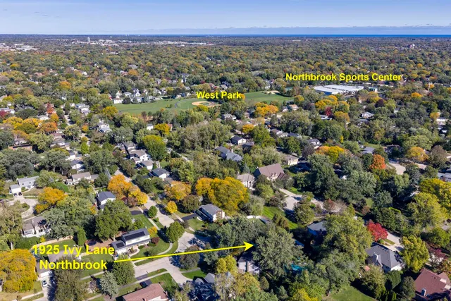 $975,000 | 1925 Ivy Lane, Northbrook, IL 60062
