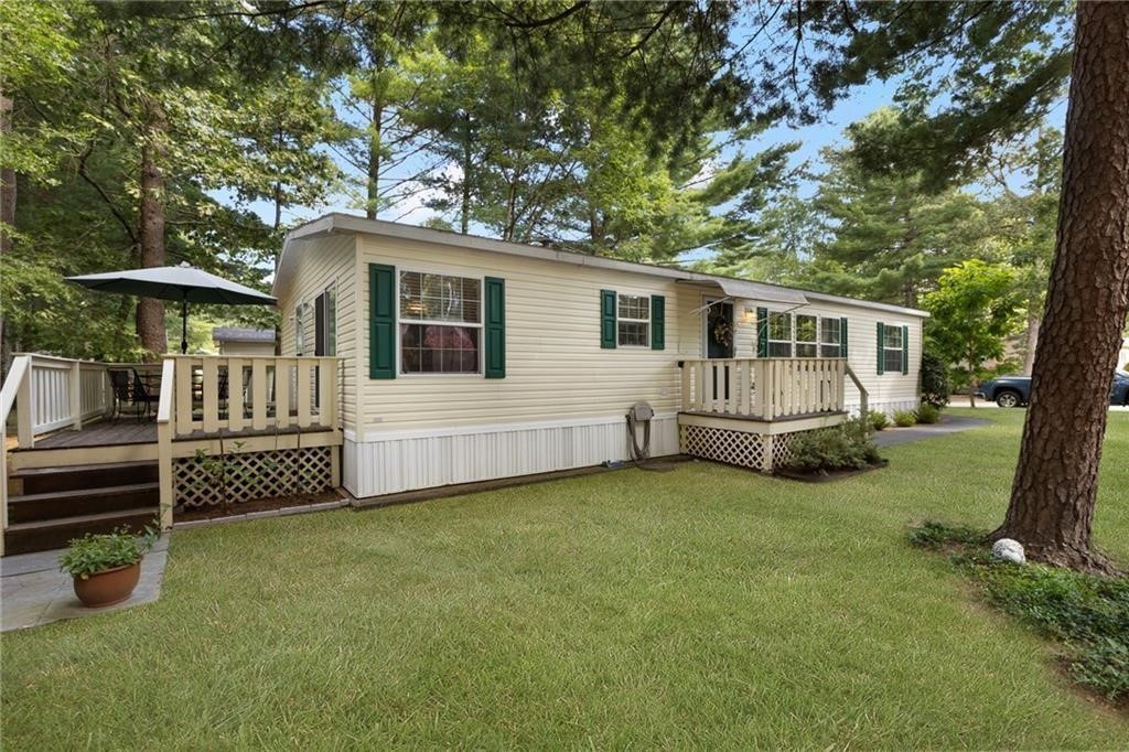 8 King Philip Road Coventry, RI 02816 - Photo 2 of 39