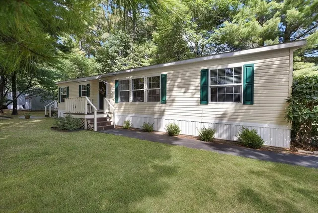 $249,000 | 8 King Philip Road, Coventry, RI 02816