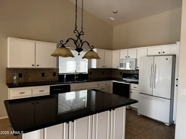 $1,900 | 15121 West Fairmount Avenue, Goodyear, AZ 85395