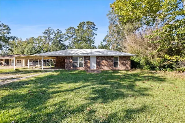 $159,000 | 29641 Victor Hugo Lane, Albany, LA 70711