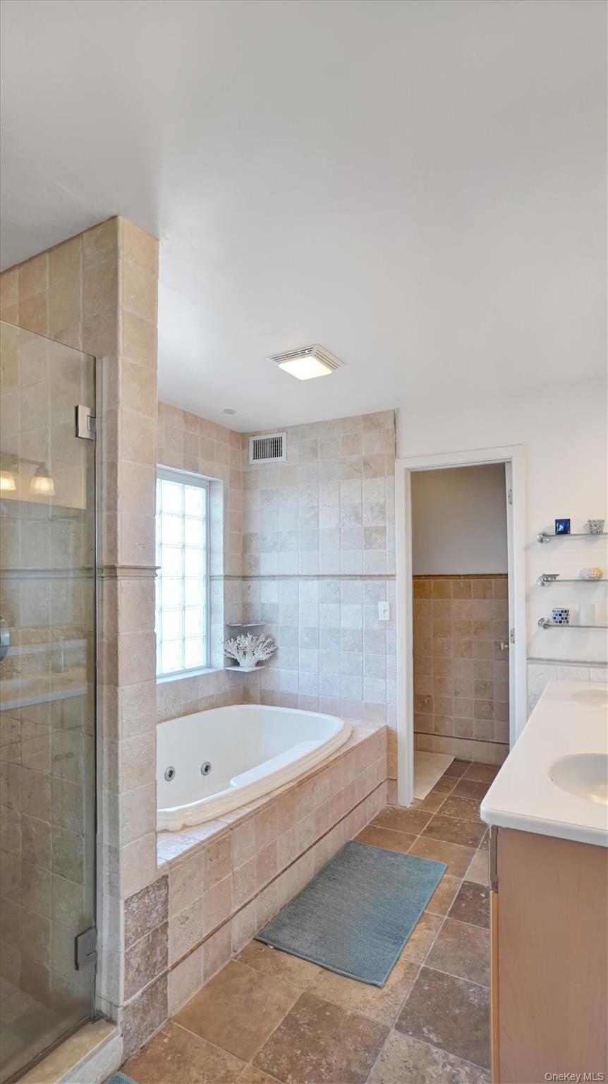 431 Dune Road Westhampton Beach, NY 11978 - Photo 19 of 26