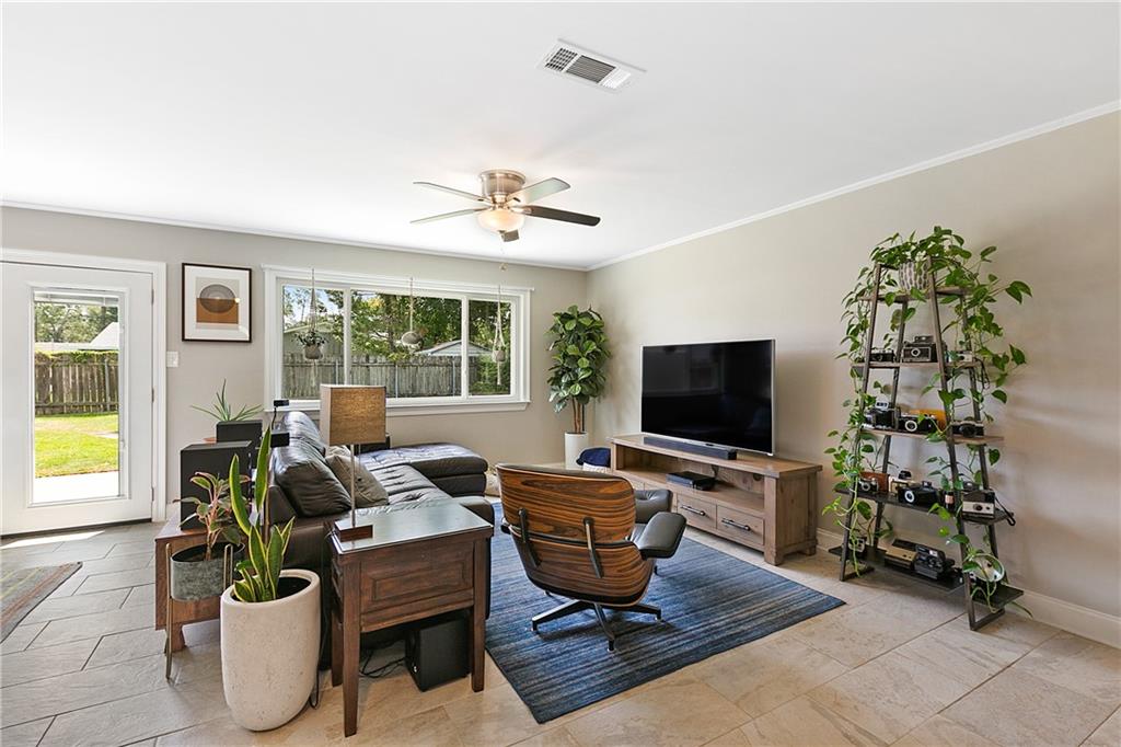 1532 Ridgecrest Drive Slidell, LA 70458 - Photo 4 of 18 Gallery Image 4