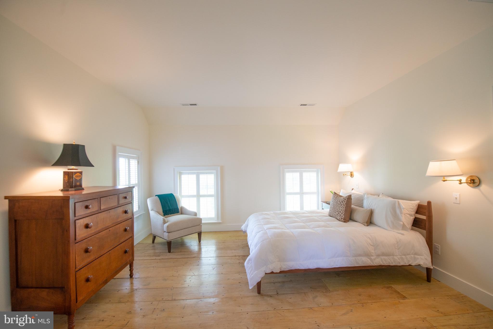 8669 Springs Road Warrenton, VA 20186 - Photo 23 of 50 Bedroom Three With Full Bath