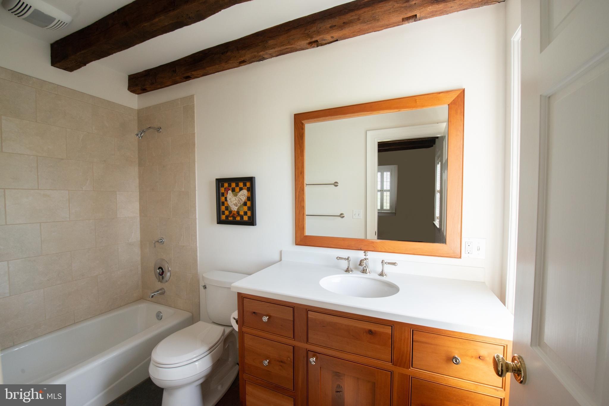 8669 Springs Road Warrenton, VA 20186 - Photo 27 of 50 Full Bathroom with tub in Bedroom Five