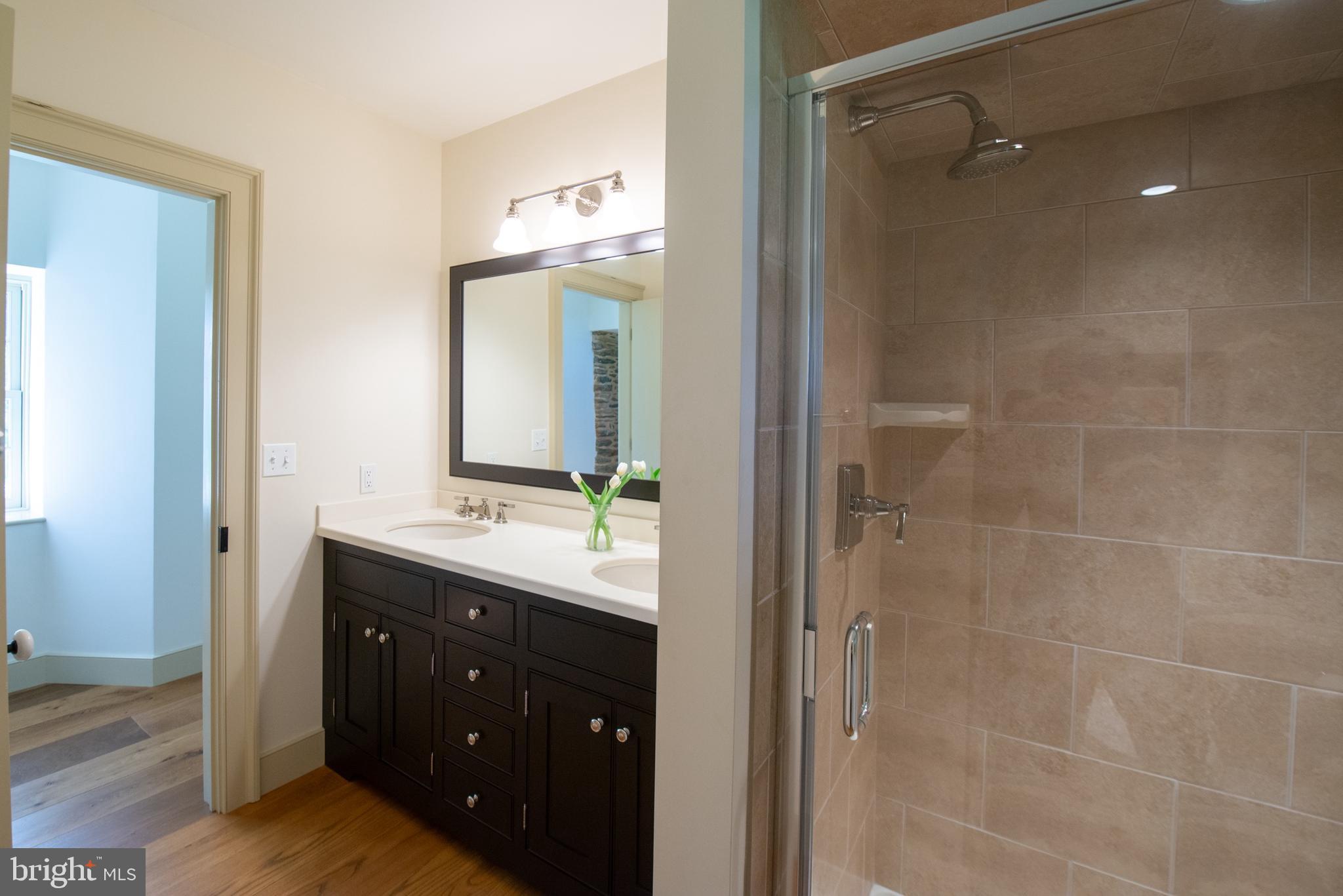 8669 Springs Road Warrenton, VA 20186 - Photo 37 of 50 Full Bathroom, Main Level
