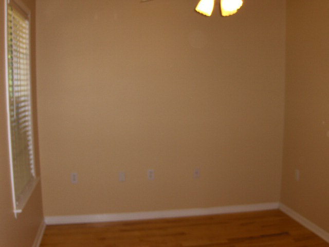 832 Cumslo Road Gray, GA 31032 - Photo 5 of 22 a view of small space with wooden floor