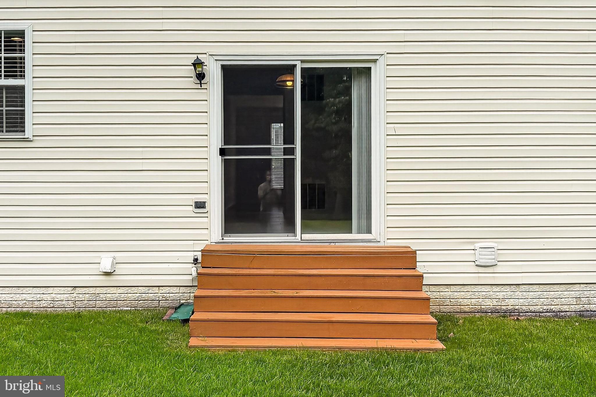 25825 Spring Farm Circle Chantilly, VA 20152 - Photo 67 of 80 Gallery Image 67
