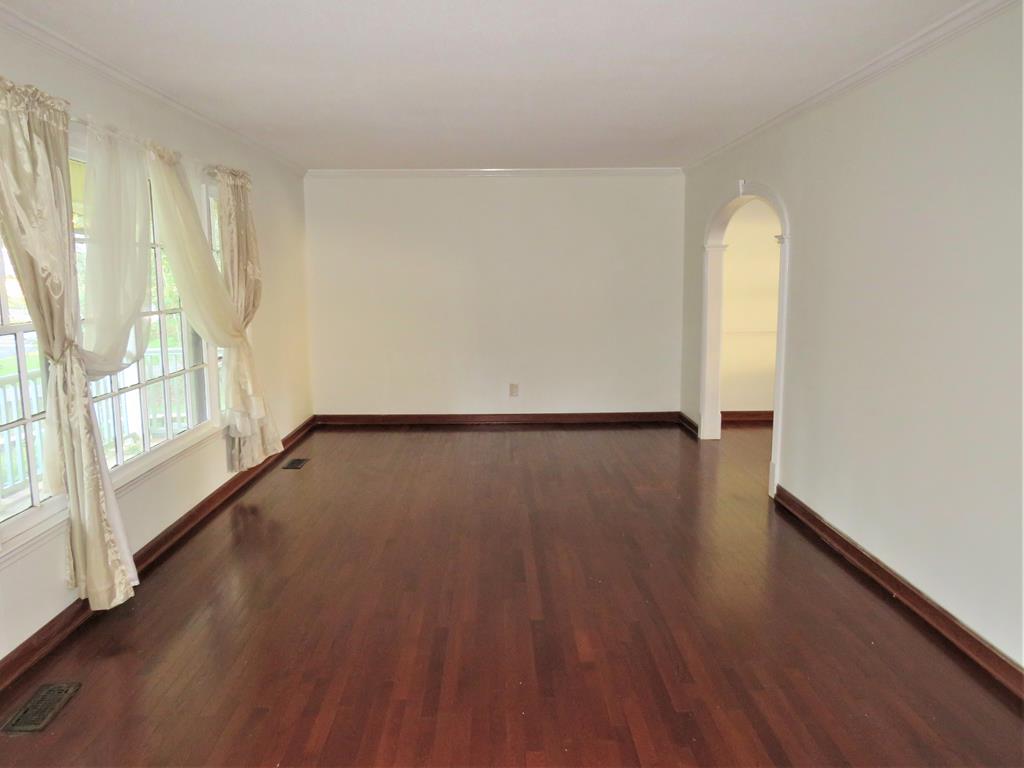 2202 Riverside Drive Valdosta, GA 31602 - Photo 3 of 15 Gallery Image 3
