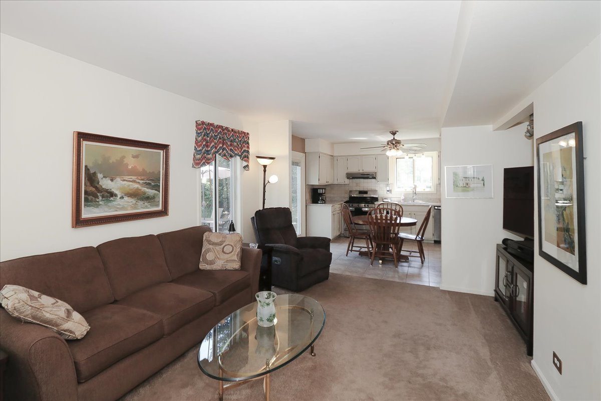 515 Shallow Cove Road Lake Zurich, IL 60047 - Photo 13 of 29 Gallery Image 13