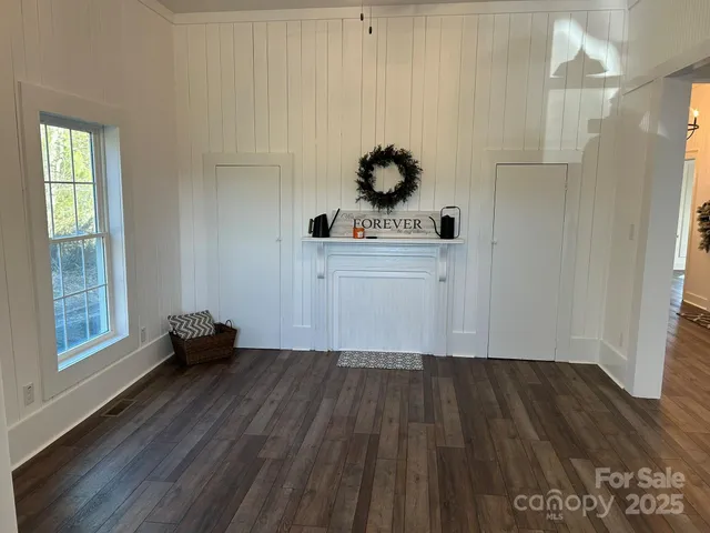 $675,000 | 464 Hamrick Road, Mooresboro, NC 28114