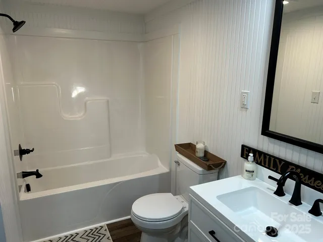 $675,000 | 464 Hamrick Road, Mooresboro, NC 28114