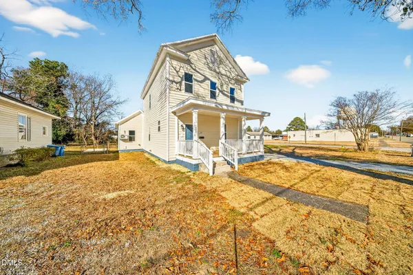 $305,000 | 309 North Wilson Avenue, Dunn, NC 28334