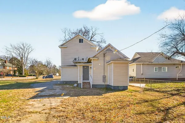 $305,000 | 309 North Wilson Avenue, Dunn, NC 28334