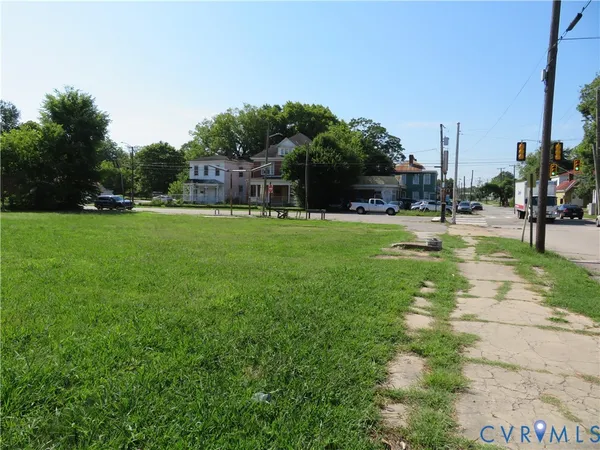 $275,000 | 717 West Washington Street, Petersburg, VA 23803
