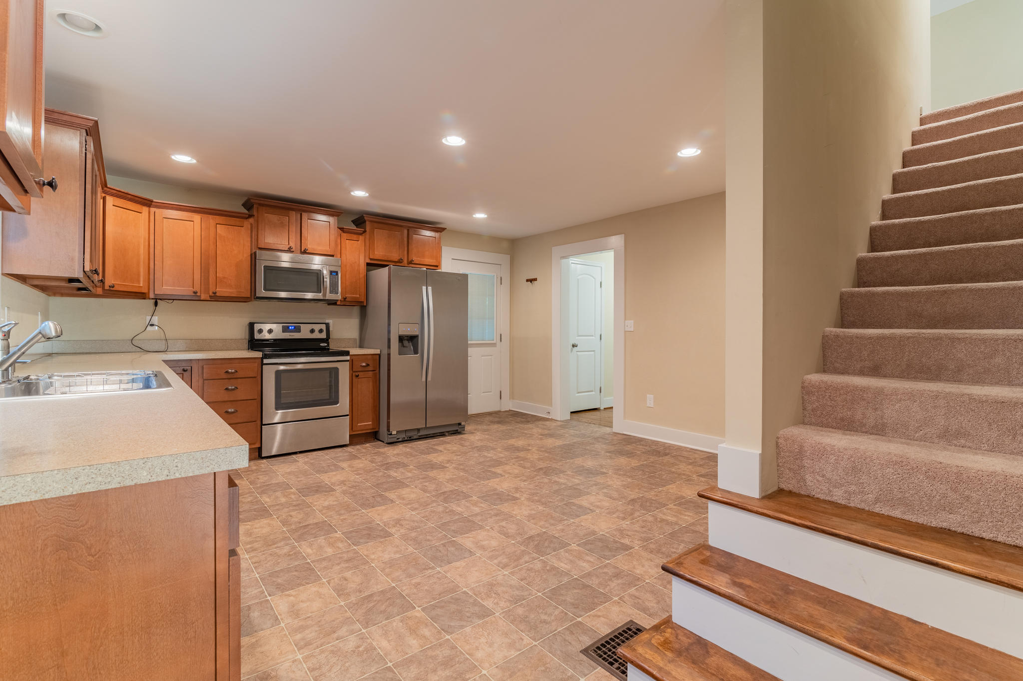 706 Hemlock Road Northwest Roanoke, VA 24017 - Photo 14 of 34 DSC_5823-HDR