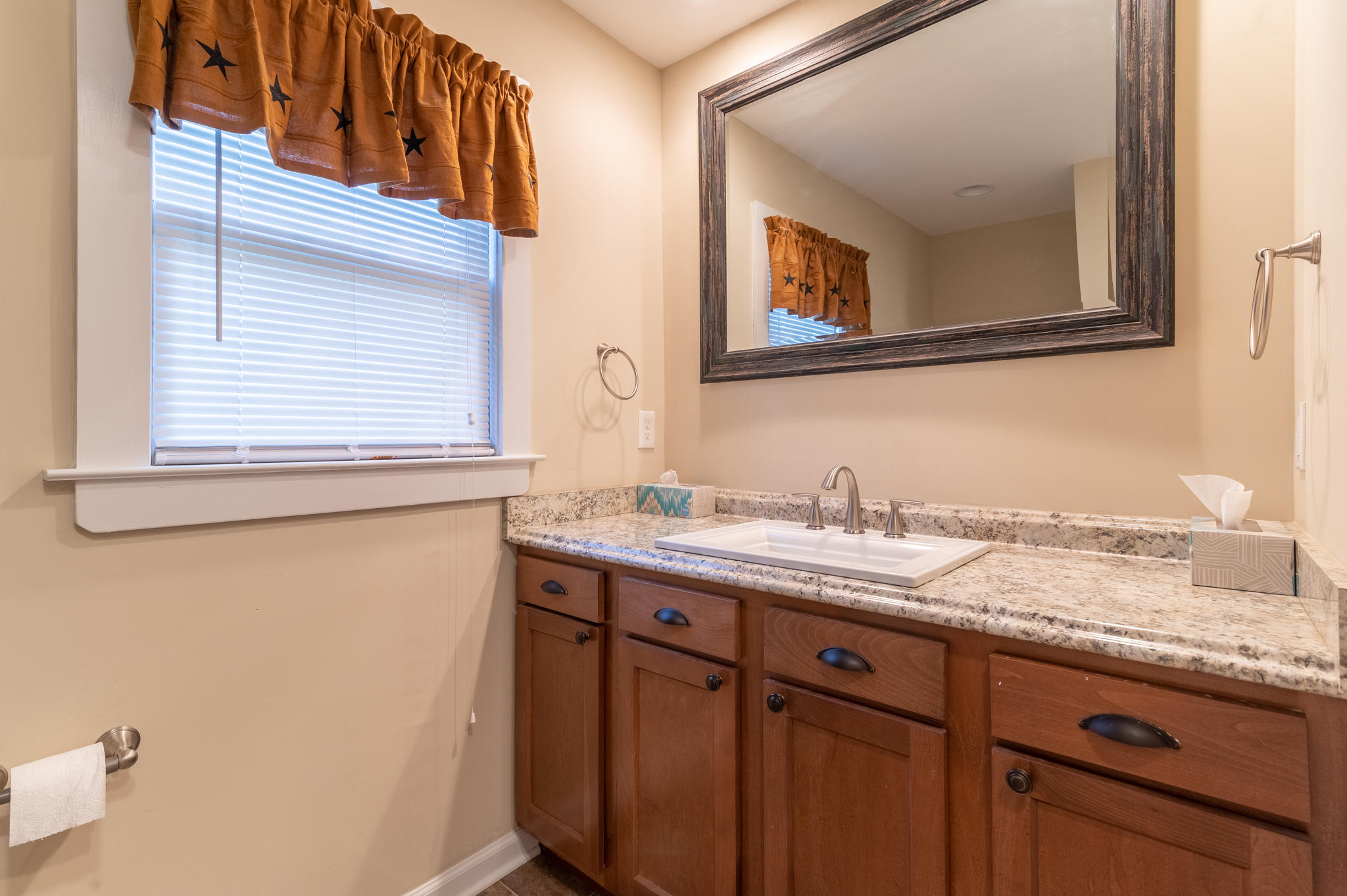 706 Hemlock Road Northwest Roanoke, VA 24017 - Photo 21 of 34 DSC_5863-HDR
