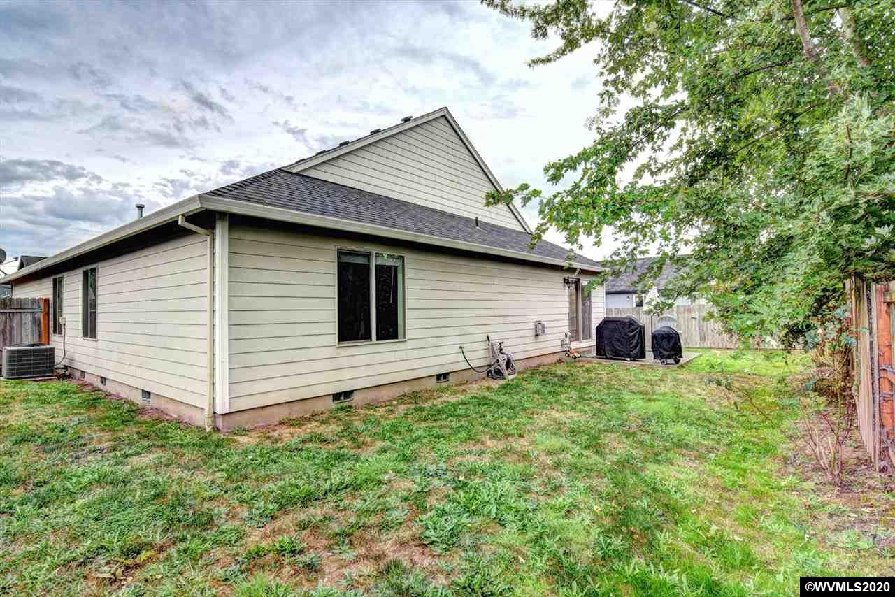 122 10th Street Jefferson, OR 97352 - Photo 32 of 32