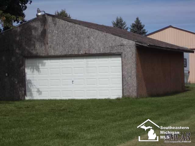 5100 Scofield Carleton Road Carleton, MI 48117 - Photo 3 of 3 Gallery Image 3