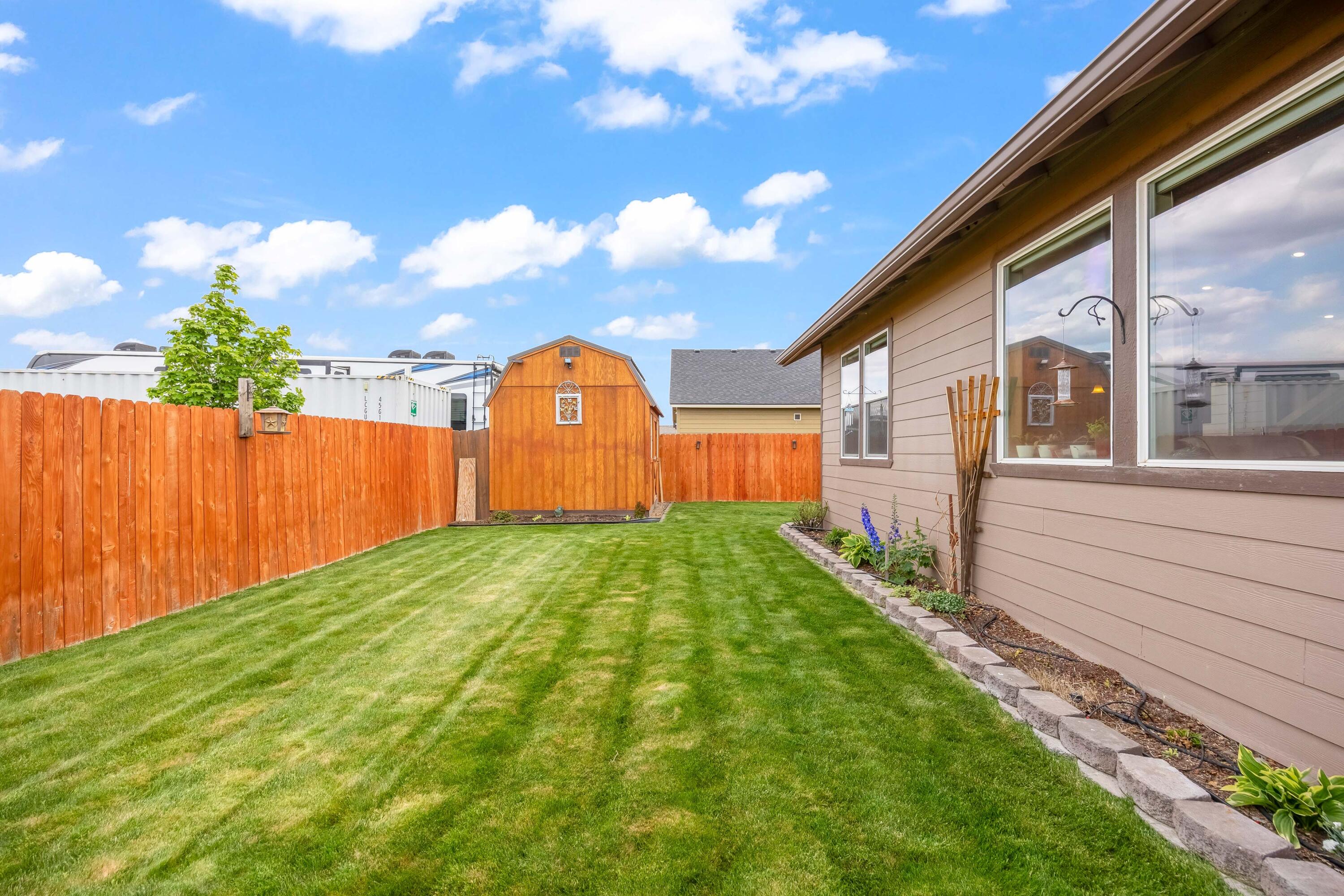 570 Mountain Ridge Drive Culver, OR 97734 - Photo 35 of 46