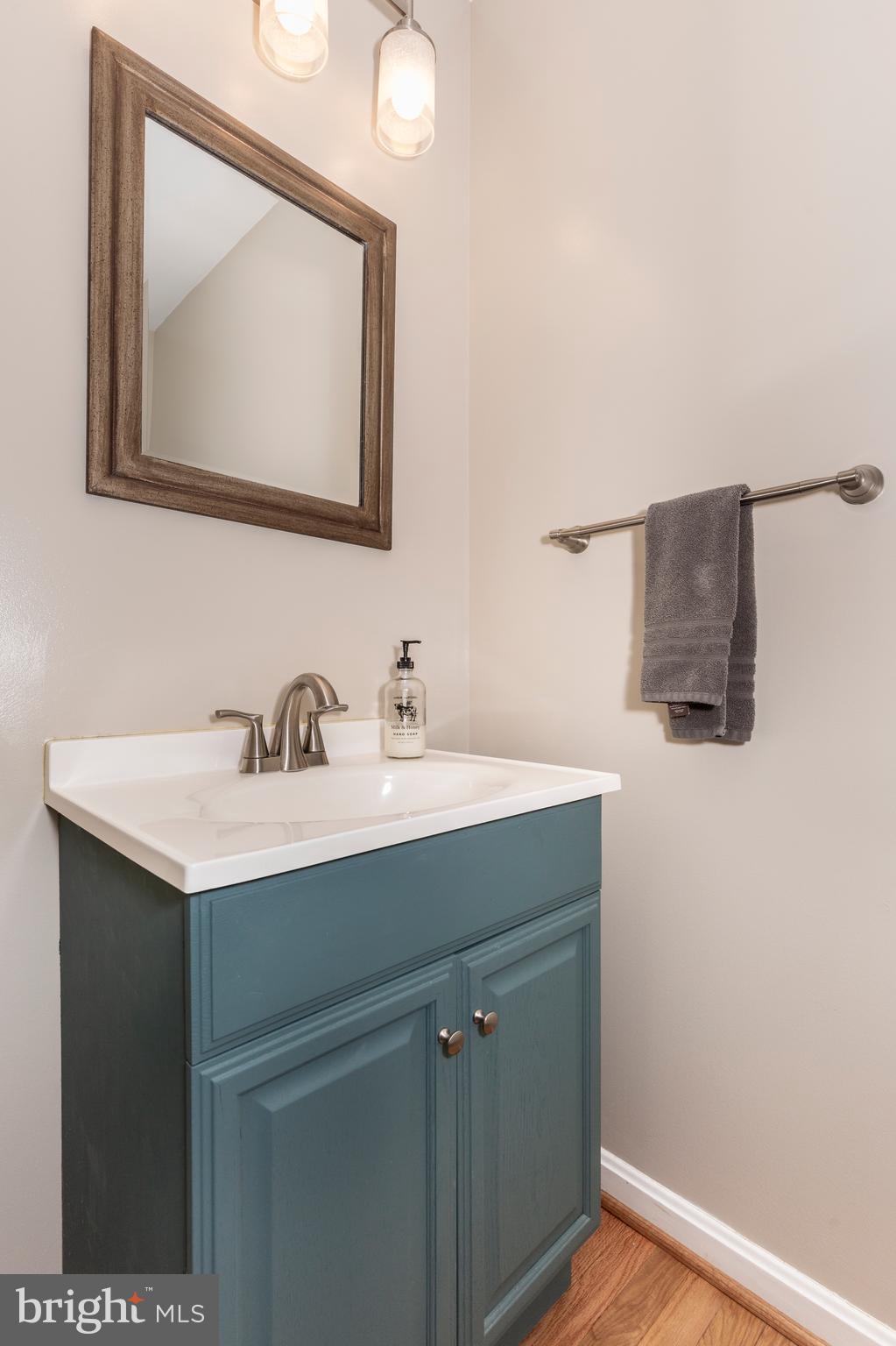 3175 Wheatfield Road Finksburg, MD 21048 - Photo 17 of 64 1st Floor Half Bath